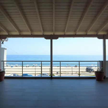 Kavadias Sea View 3 Paralía Skotínis