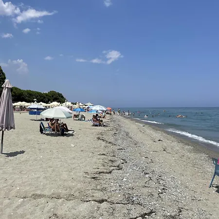 Kavadias Sea View 3 公寓