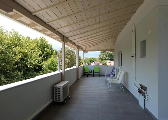 Διαμέρισμα Kavadias Sea View 3 *